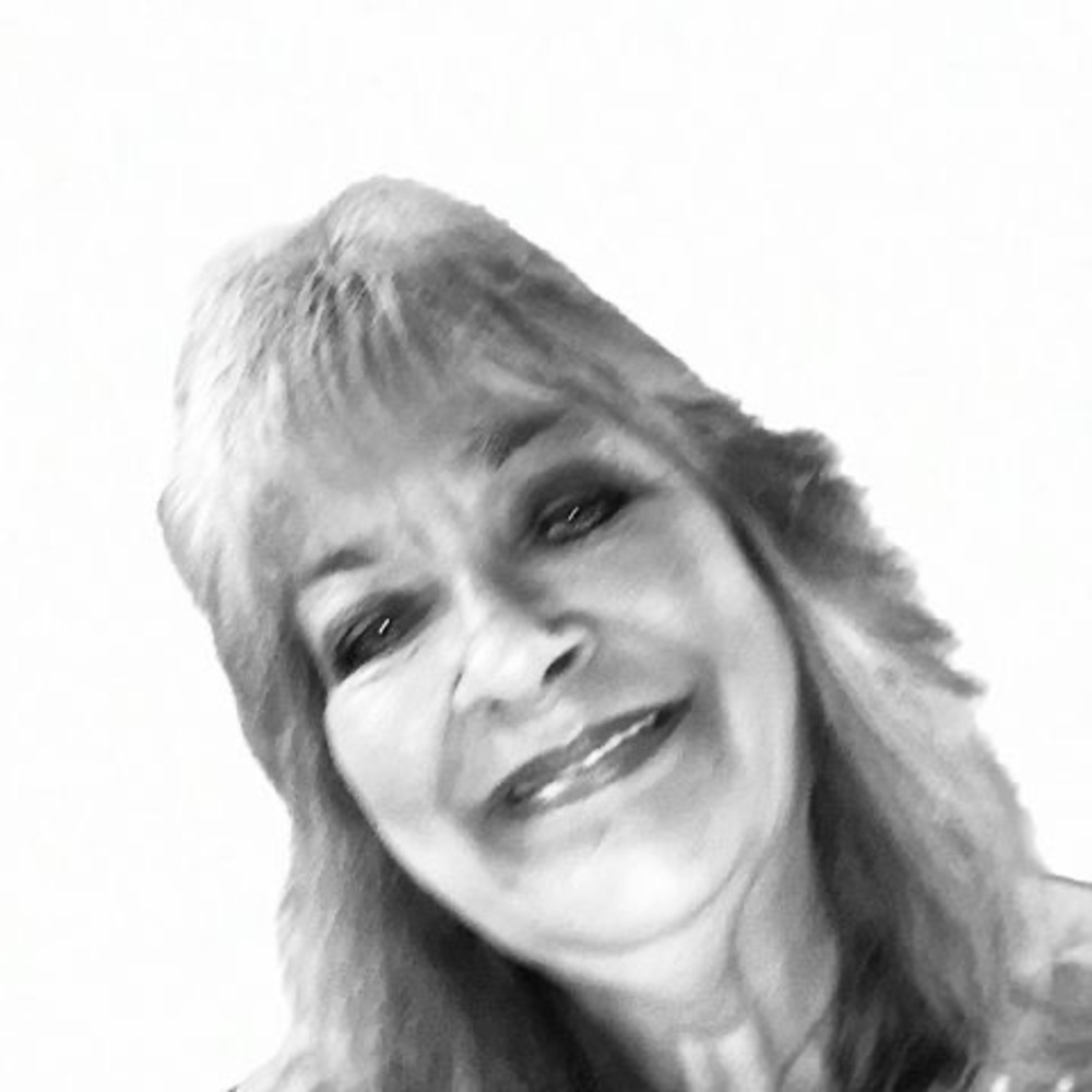 Meet your Posher, Deborah